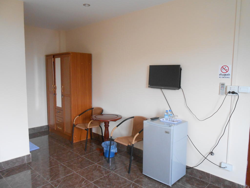 Bayern Guesthouse Ban Nongdouang Rom bilde